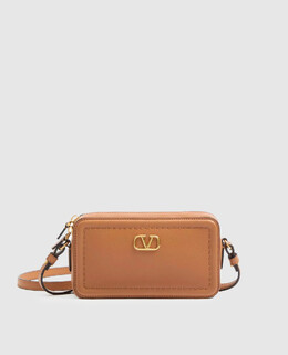 Valentino: Коричневі сумки 