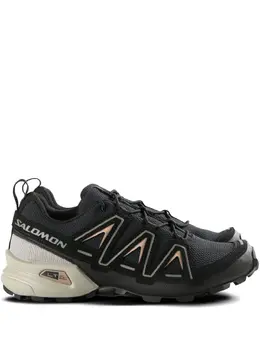 Salomon: Чёрные кроссовки 
