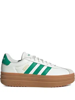 adidas: Белые кроссовки 