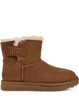 UGG: Коричневые ботинки  Mini Bailey