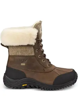 UGG: Коричневые ботинки 