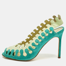 Manolo Blahnik: Двухцветные босоножки 