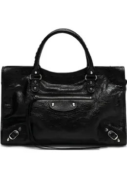 Balenciaga: Чёрная сумка 