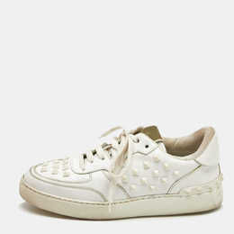 Valentino: Белые кроссовки  Rockstud