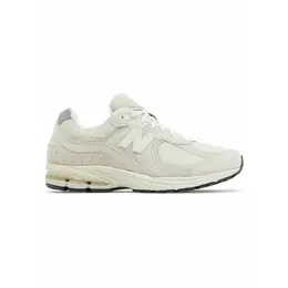 New Balance: Серые кроссовки  2002R