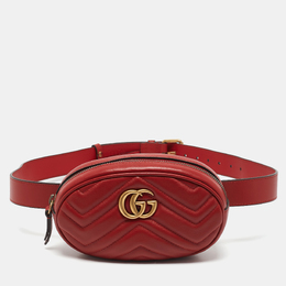 Gucci: Красная поясная сумка  GG Marmont