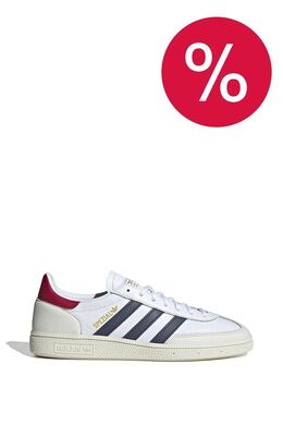 Adidas: Кроссовки 