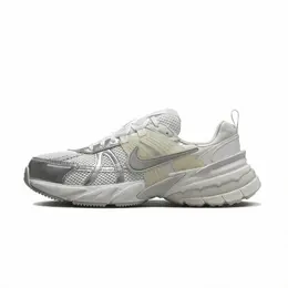 NIKE: Белые кроссовки 