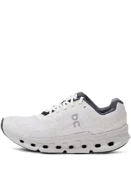 On Running: Белые кроссовки 