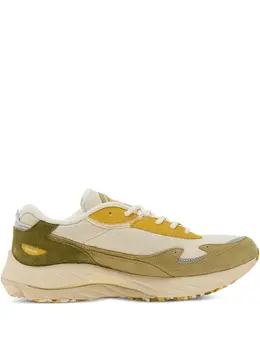 Mizuno: Светлые кроссовки 