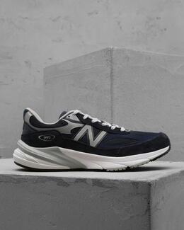 NEW BALANCE: Тёмные кроссовки 