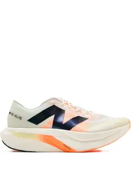 New Balance: Белые кроссовки  FuelCell