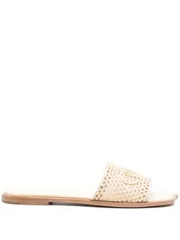 Chloé: Светлые сандалии 