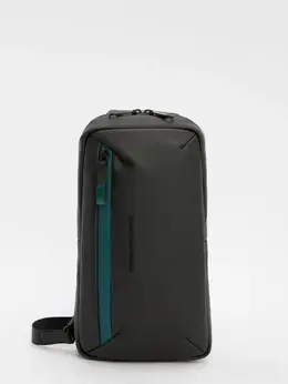 Piquadro: Чёрная спортивная сумка 
