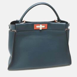 Fendi: Голубая сумка  Peekaboo