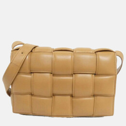 Bottega Veneta: Бежевая сумка  Intrecciato