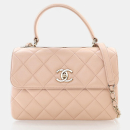 Chanel: Розовая сумка 