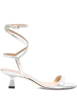 Stuart Weitzman: Серебристые сандалии 