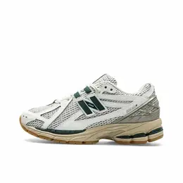 New Balance: Белые кроссовки  1906R