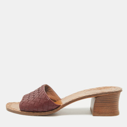 Bottega Veneta: Бордовые сандалии  Intrecciato