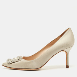 Manolo Blahnik: Светлые туфли  Hangisi