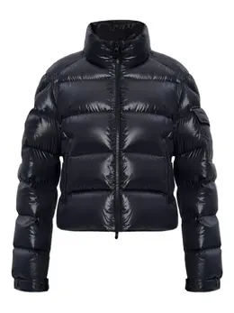 Moncler: Чёрная куртка 