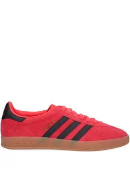 adidas: Красные кроссовки  Gazelle