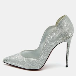 Christian Louboutin: Серебристые туфли 