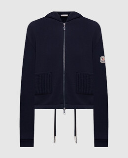 Moncler: Голубая куртка 