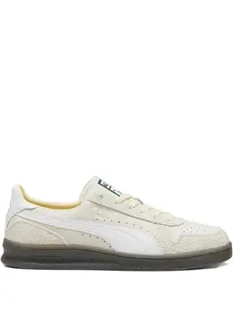 PUMA: Светлые кроссовки 