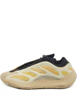 adidas Yeezy: Белые кроссовки 