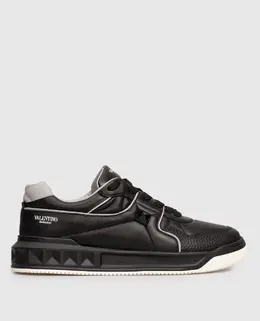 Valentino: Чорні кросівки  ONE STUD