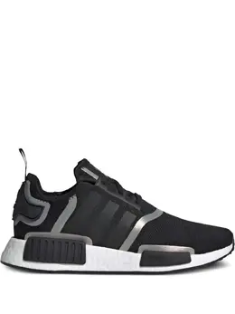 adidas: Чёрные кроссовки  NMD_R1
