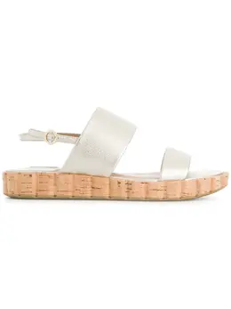 Salvatore Ferragamo: Серебристые сандалии 