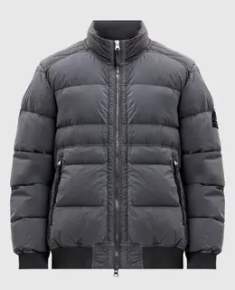 Stone Island: Зелёная куртка 