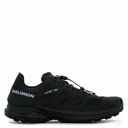 Salomon: Чёрные кроссовки 