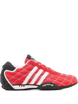 adidas: Кроссовки 