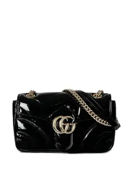 Gucci: Чёрная сумка  GG Marmont