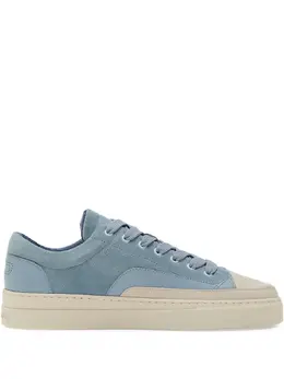 Filling Pieces: Голубые кроссовки 