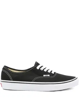 Vans: Чёрные кроссовки  Authentic