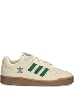 adidas: Белые кроссовки  Suede