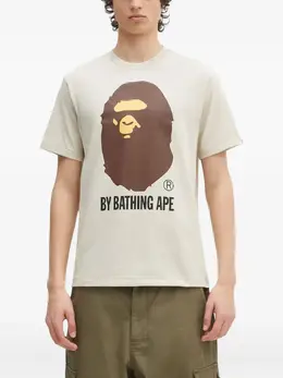 A BATHING APE®: Бежевая футболка 