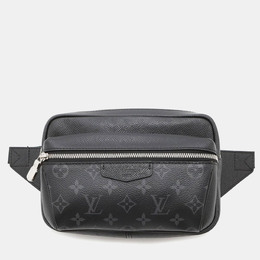 Louis Vuitton: Чёрная сумка 