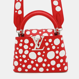 Louis Vuitton: Красная сумка 