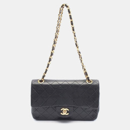 Chanel: Чёрная сумка 