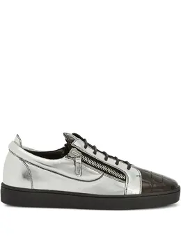 Giuseppe Zanotti: Серебристые кроссовки  Frankie