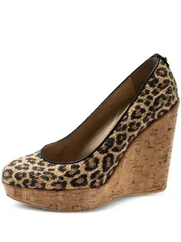 Stuart Weitzman: Бежевые туфли 
