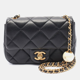 Chanel: Чёрная сумка 