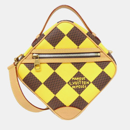 Louis Vuitton: Коричневая сумка 