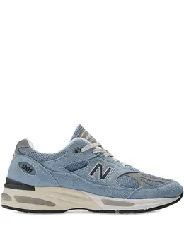 New Balance: Светлые кроссовки 